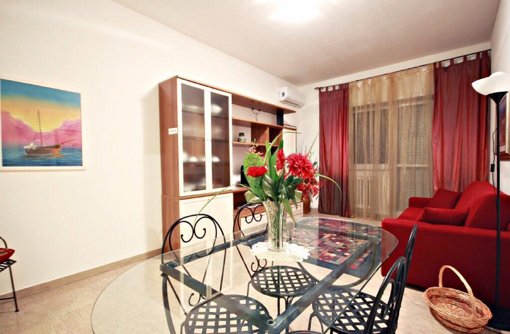 Сasa de vacaciones La Maison Rouge Roma